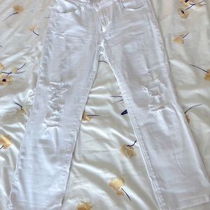 AE jegging crop white rip jeans